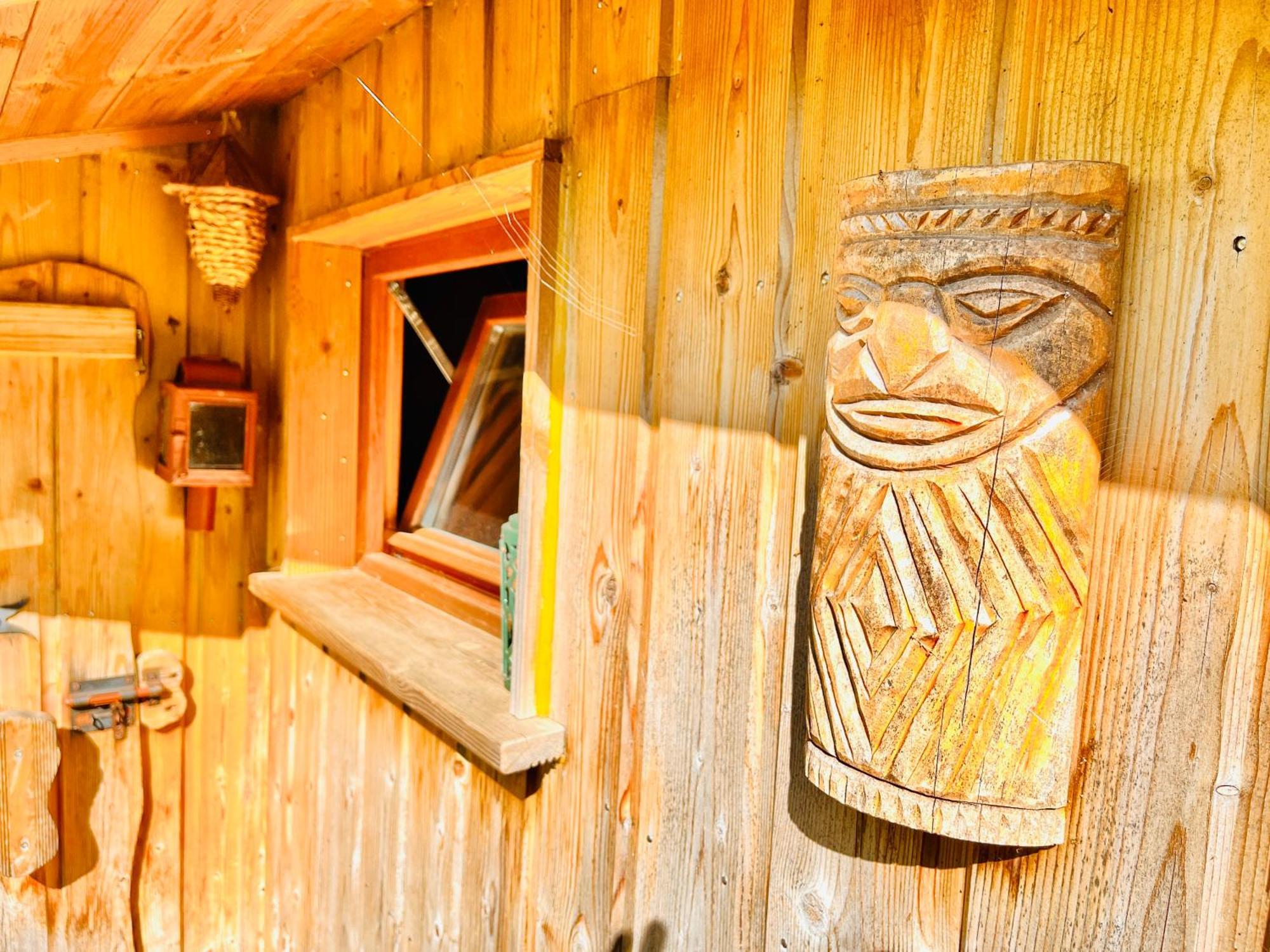 La Cabane Perchee Du Trappeur Ecrainville Экстерьер фото