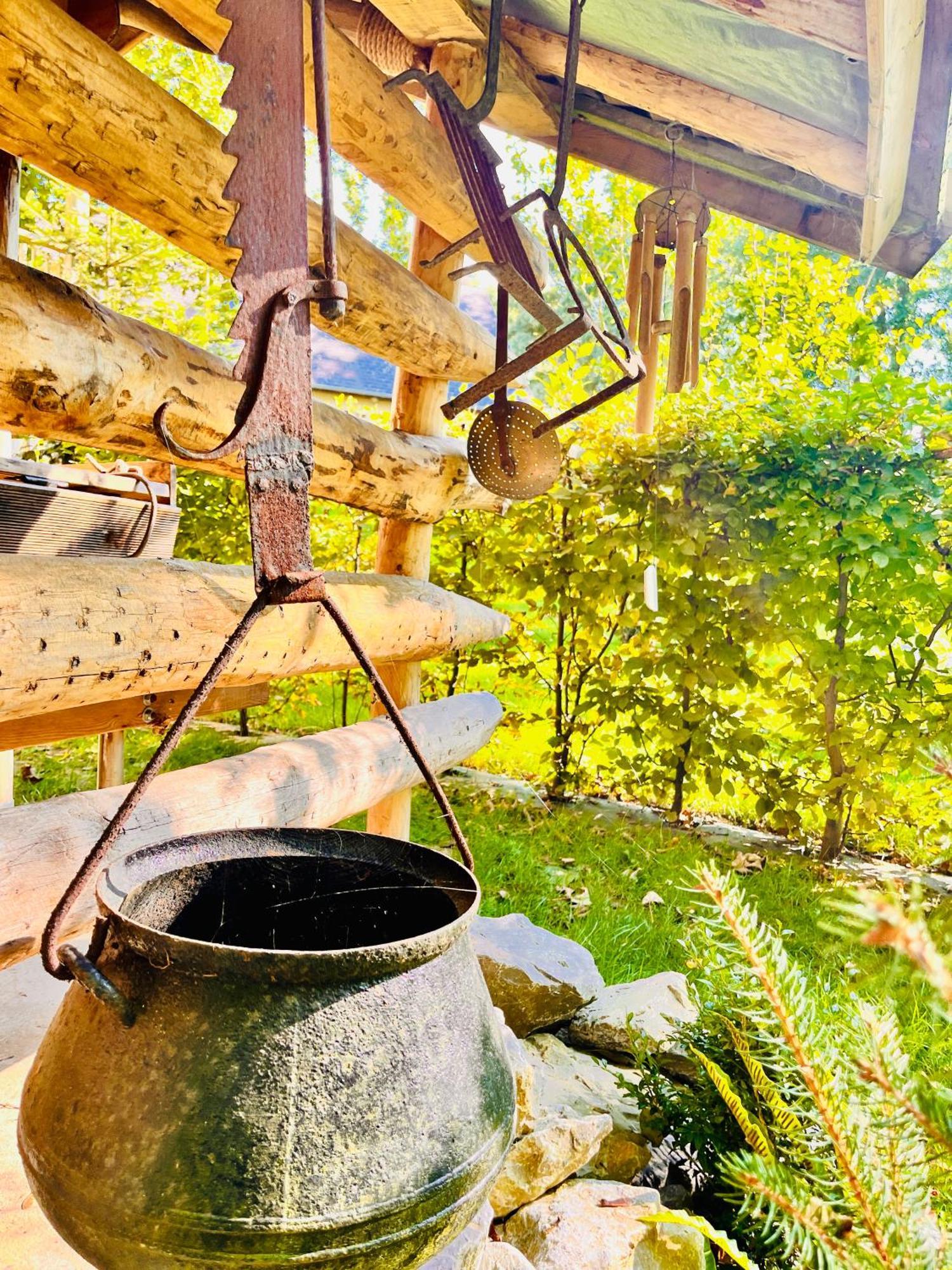 La Cabane Perchee Du Trappeur Ecrainville Экстерьер фото