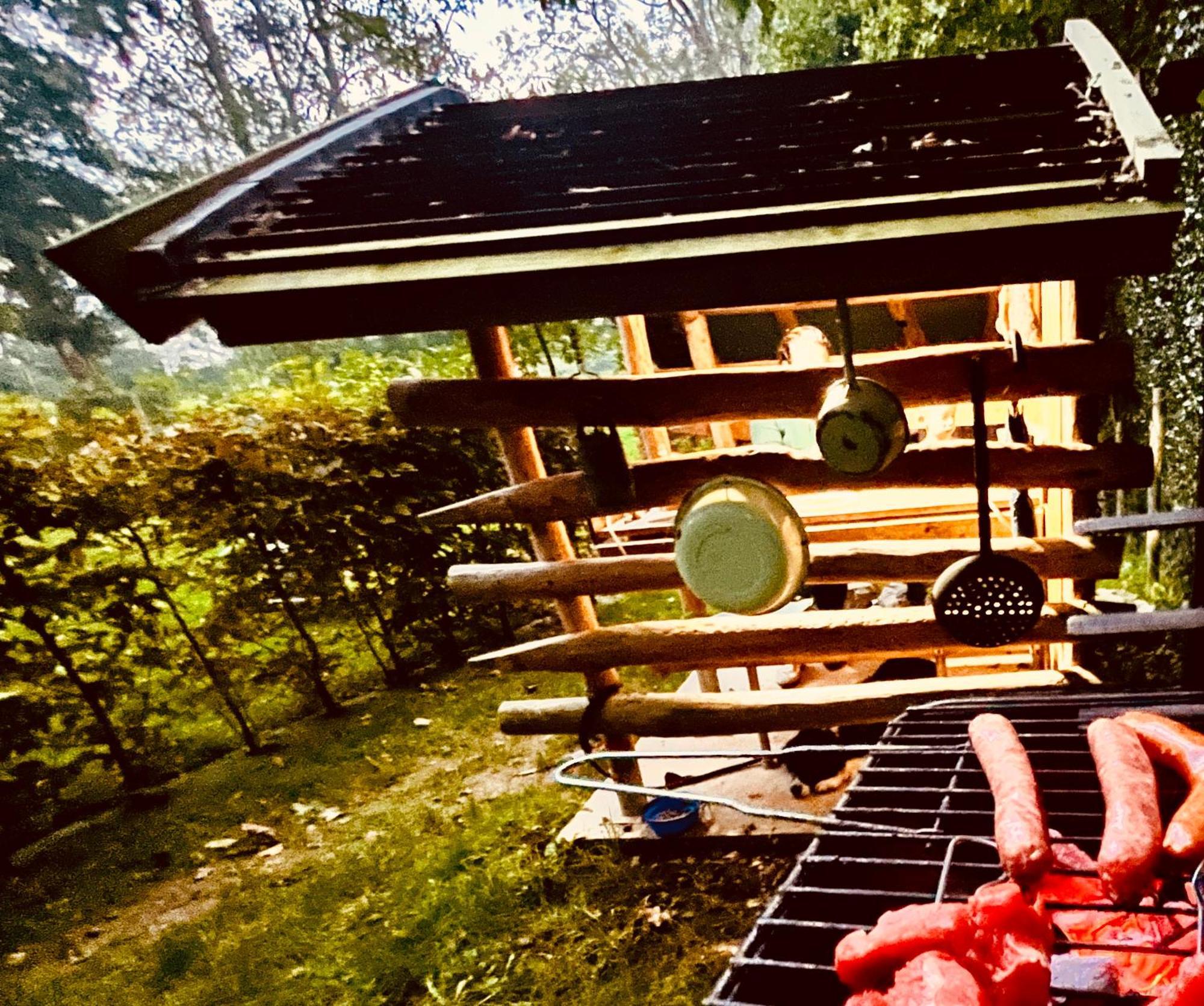 La Cabane Perchee Du Trappeur Ecrainville Экстерьер фото
